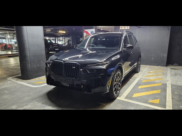 BUY BMW X7 2025 M6.0I X DRIVE, Fouche Motors