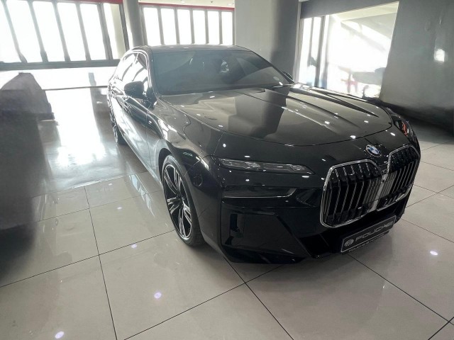 BUY BMW 7 SERIES 2023 740I, Fouche Motors