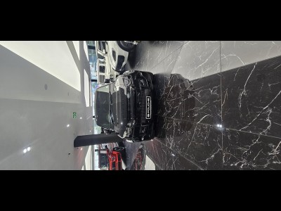 2025 Land Rover Defender 110