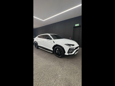 2020 Lamborghini Urus